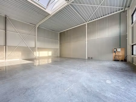 commercieel te huur in evergem