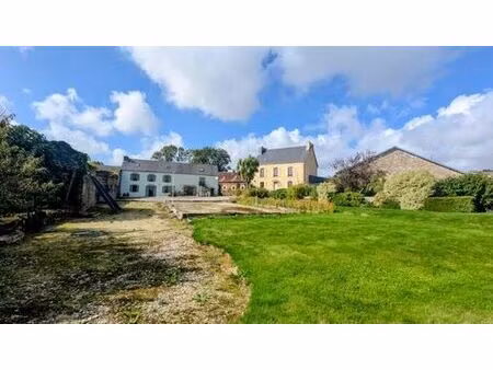 maison de prestige de 264 m2 en vente saint-coulitz  france