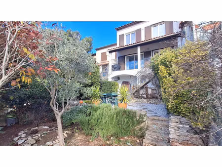 pavillon type 4 mitoyen + garage