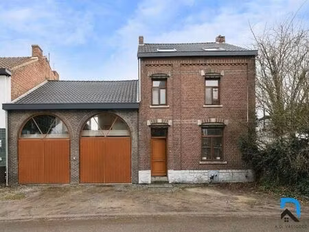 bijzonder mooi gerenoveerde woning voorzien van 5 slaapkamers