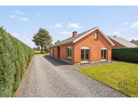 huis te koop in rumes met 2 slaapkamers