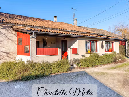 vente propriété 5 pièces 136 m² à montignac-de-lauzun (47800)  234 800 €