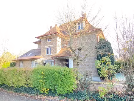 vente maison 9 pièces 212.9 m² à condé-en-normandie (14110)  242 000 €