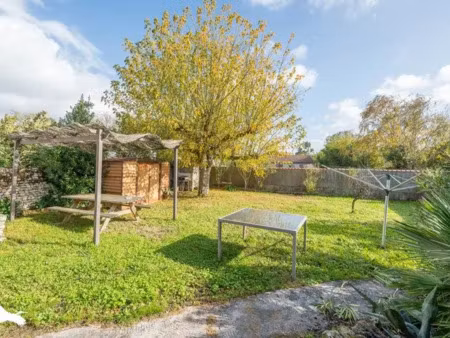 vente maison 5 pièces 135 m² à saint-just-luzac (17320)  265 500 €