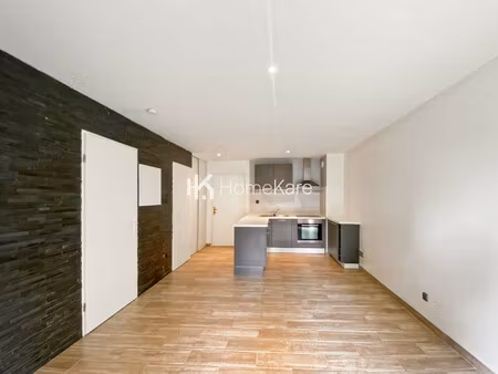 t2 avec balcon et place de parking