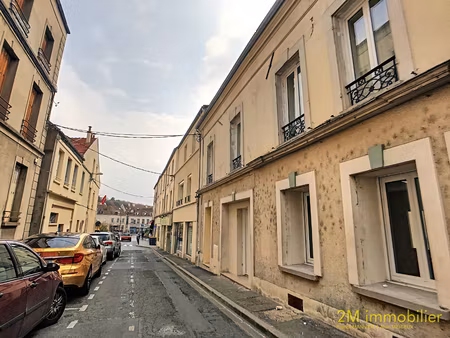 location local commercial