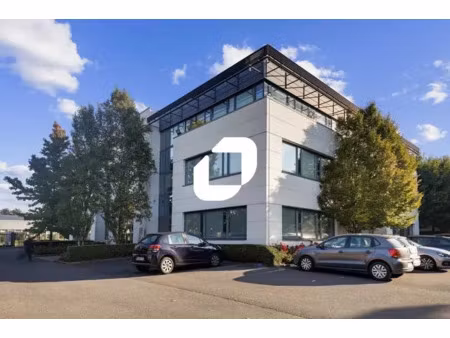 surfaces de bureaux lumineux à louer