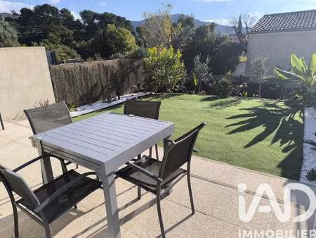 vente maison au castellet (83330) : à vendre / 90m² le castellet