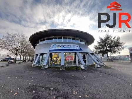 local commercial à louer