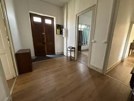 mme. valérie guyonnet duperat