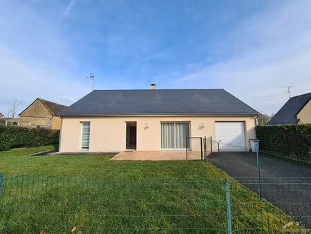 location maison 5 pièces 98m² st pierre la cour 53410