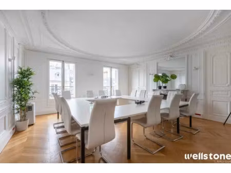 location bureau paris 75008