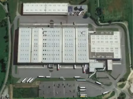 plateforme logistique - 31 218 m² - baziège (31)