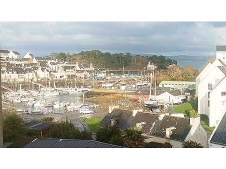 maison familiale lumineuse avec vue sur le port