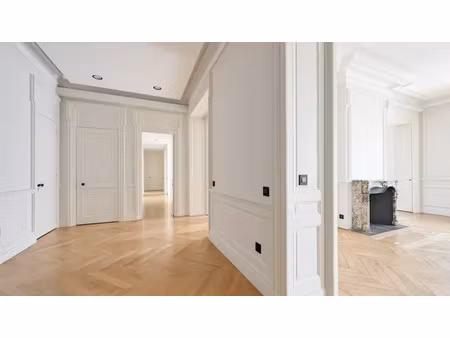 bureaux à louer paris 8