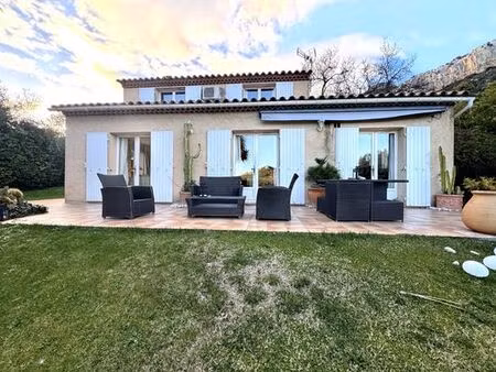 villa de 5 pièces de luxe en vente le revest-les-eaux  provence-alpes-côte d'azur