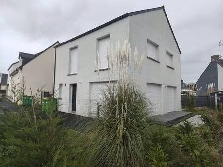 location maison à montoir-de-bretagne (44550) : à louer / 123m² montoir-de-bretagne