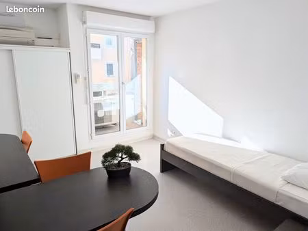 appartement t1 studio nîmes dans résidence calme et sécurisée