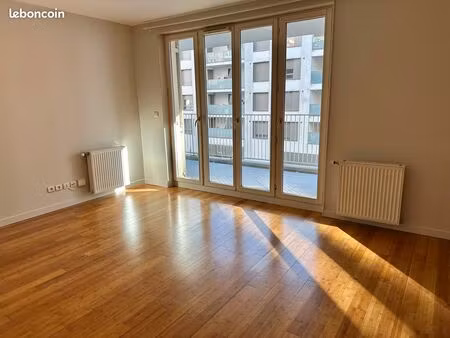2 pièces - 43 50 m2 - lyon 8ème - quartier jet d'eau