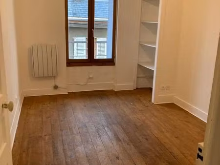 t2 centre ville chambéry