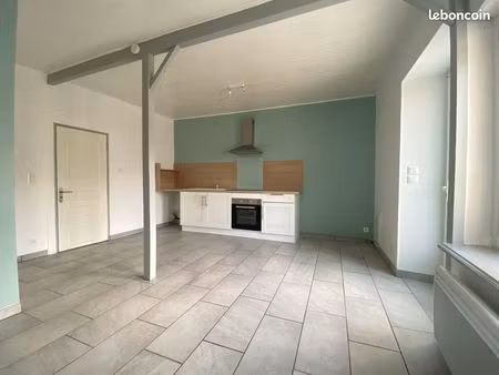 appartement 2 pièces 32m² parking jardin terrasse cave