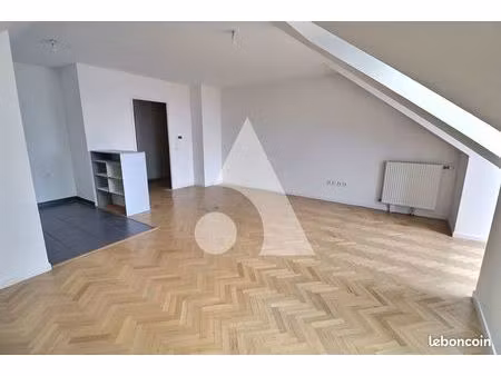 appartement 2 pièces 60 m²