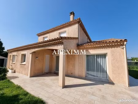 rare: maison de 125m² avec cinq chambres sur parcelle de 600m²