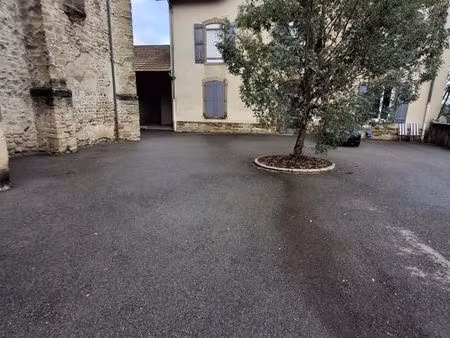 studio 1 pièce 31 m²