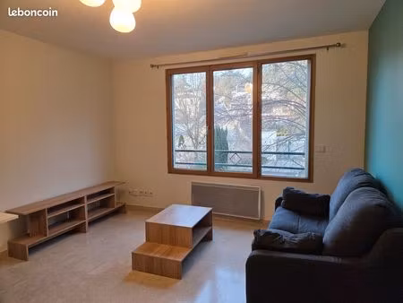 meublé 32m2 centre charbonnières