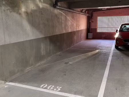 places de parking double