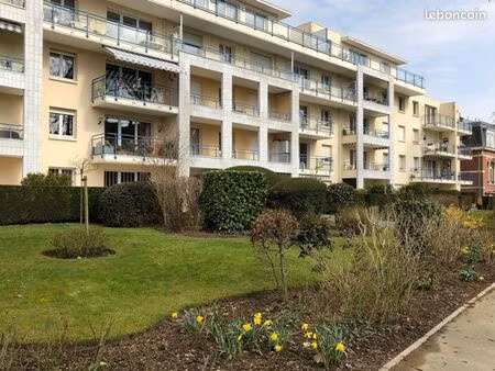 loc studio edhec croix roubaix