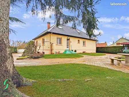 pavillon 6 pièces 186 m²