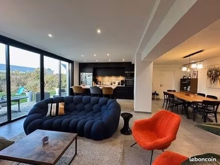 maison 5 pièces 101 m²