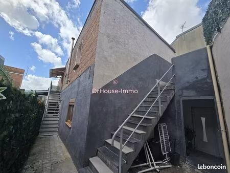 immeuble 15 pièces 480 m²