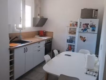 appartement t2 refait a neuf à sollies pont