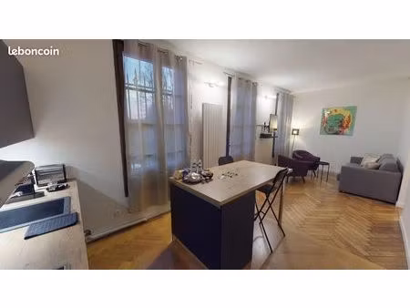 appartement meublé avec son spa au cœur de rouen et proche de la gare sncf