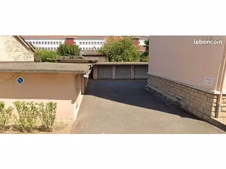 garage à louer proche gare