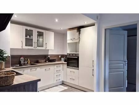 vente appartement 2 pièces 42 m² châteauneuf-le-rouge (13790)