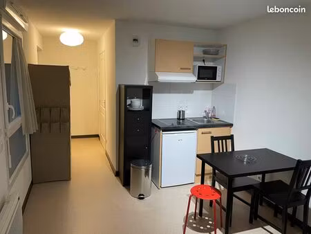 studio et place de parking lyon 3 paul bert