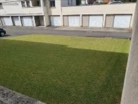 location garage / box - 31 m² à 44 m²