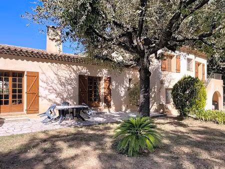 vente maison 160 m² le rouret (06650)