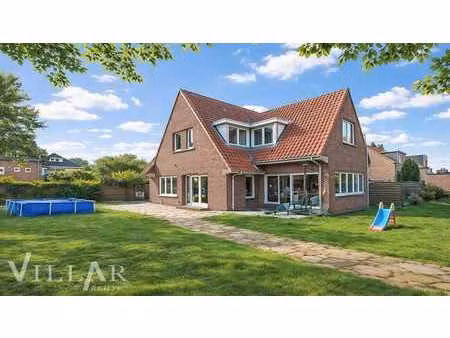 entre proximite urbaine et tranquilite villageoise