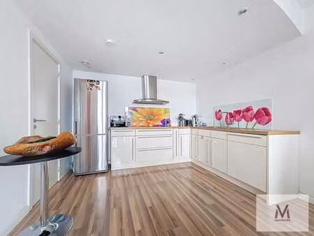 superbe appartement 3 chambres avec 2 terrasses et parking