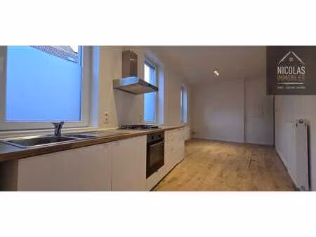 idéalement situé - pas de domiciliation