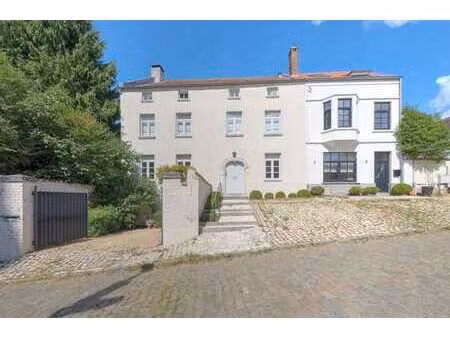 maison remplie de charme à deux pas de la place d’ohain !