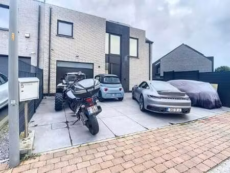 maison élégante confortable à louer proximité l’otan