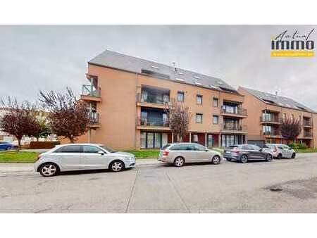 appartement 2 chambres avec double garage et grand balcon !