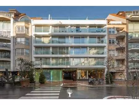 appartement contemporain avec terrasse ensoleillée ...