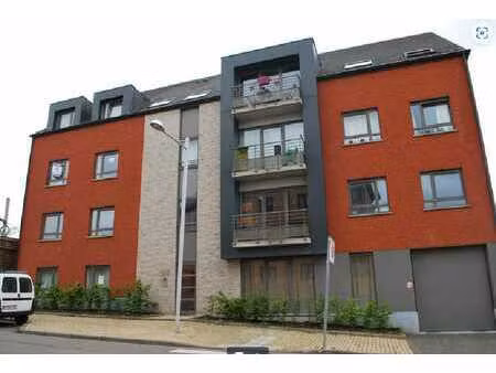 appartement 2013 au 3ème. ascenseur  2ch  parking et cave