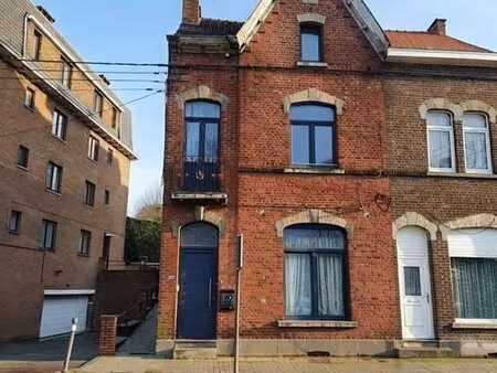 maison à rénover avec grand jardin